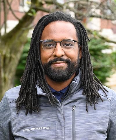 Headshot of Aaron Banks.