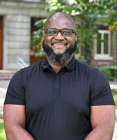 Headshot of Antonio Williams.